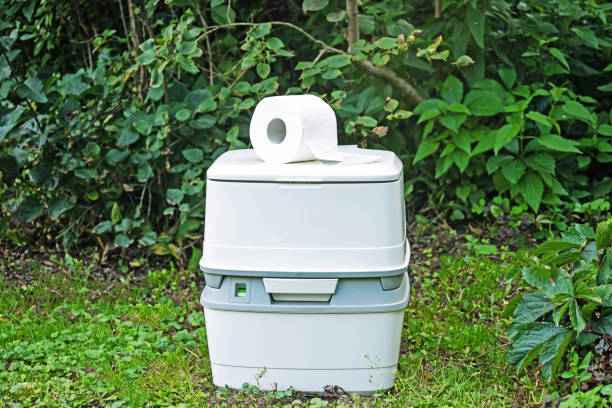 Portable Toilet Options We Offer in Dardanelle, AR