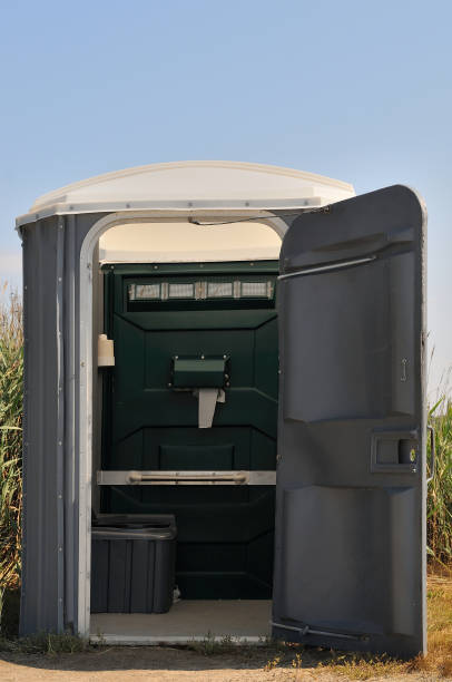 Portable Toilet Options We Offer in Dardanelle, AR